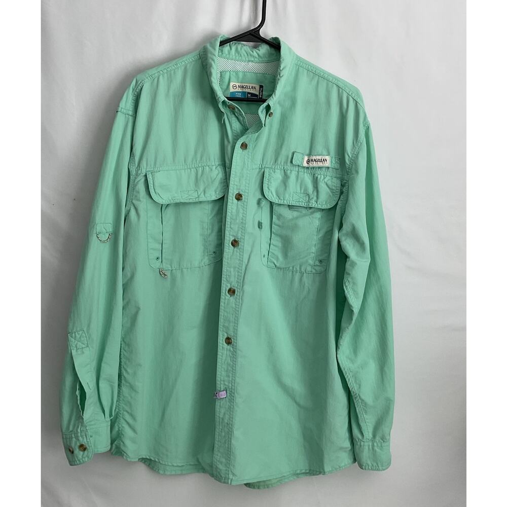 Magellan Men’s Fishing Shirt Size Medium Aqua Moisture Wicking UPF Sun